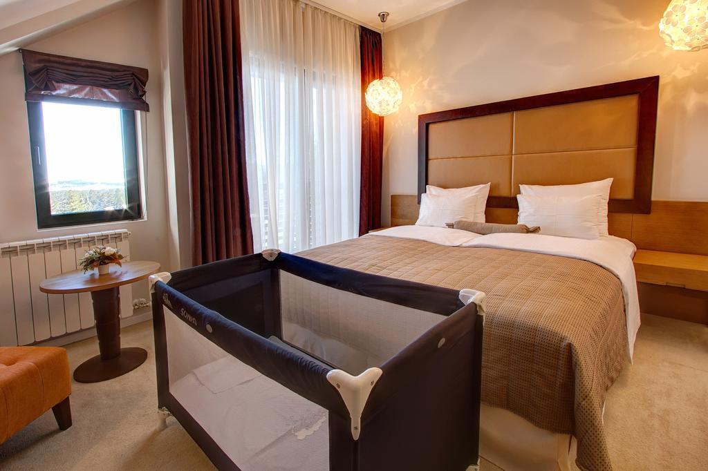 Hotel Mir Zlatibor Exterior photo